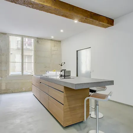 Atypique 200m2 Au Calme Et Confort Apartmán